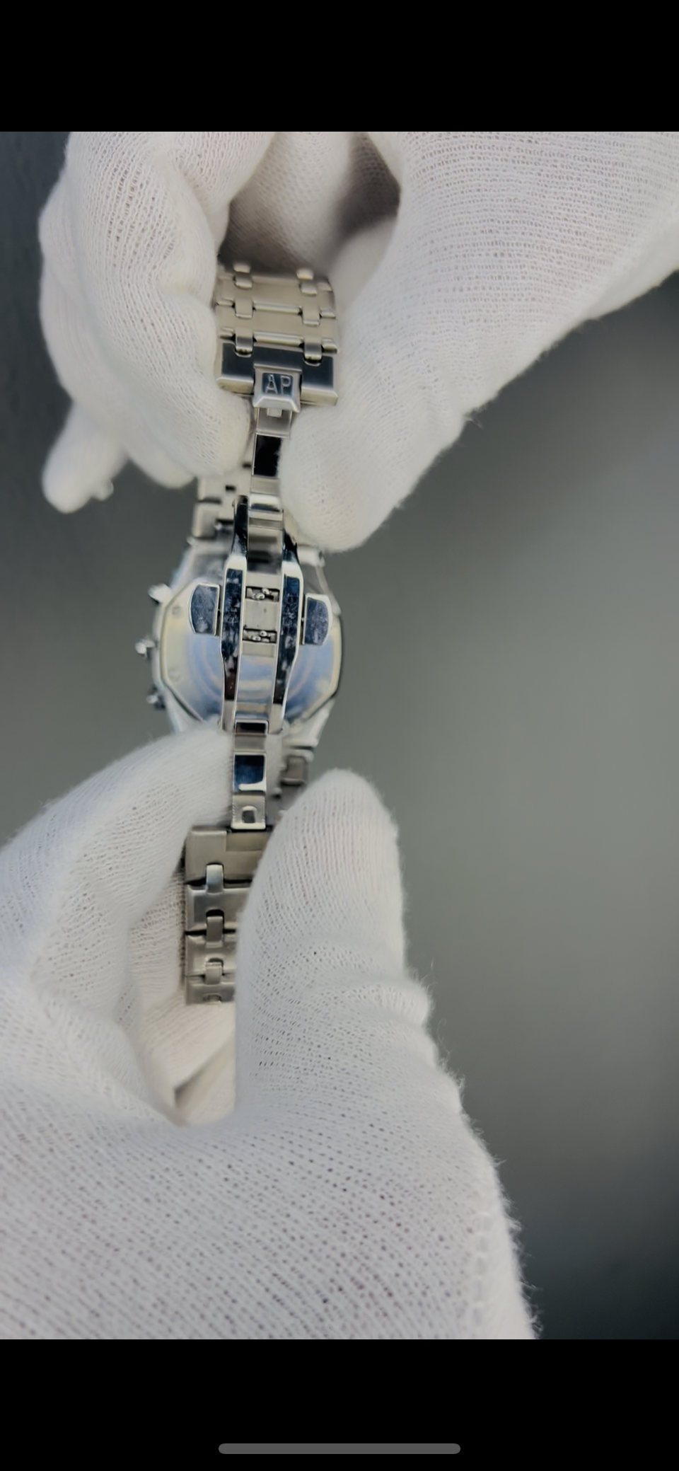 AP Most Trending Article With Blue Dial