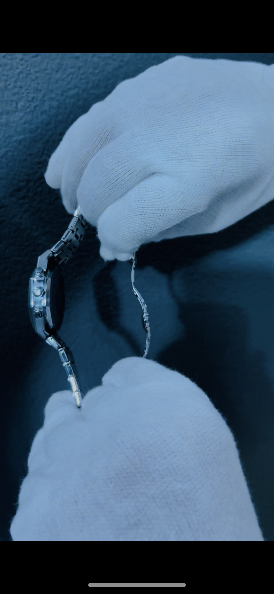 AP Most Trending Article With Blue Dial